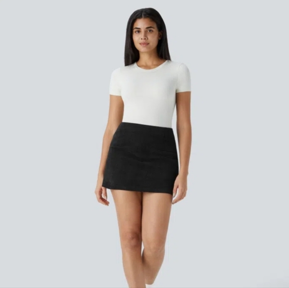 HALARA Dresses & Skirts - NWT HALARA High Waisted Invisible Zipper 2-in-1 A Line Mini Corduroy(Size:XL/16)